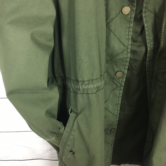 Gap Women’s Utility Bomber Jacket XS Petite - Picture 5 of 12